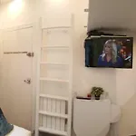 דירה Studio Cosy Avec Mezzanine פריז