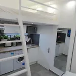 Studio Cosy Avec Mezzanine דירה