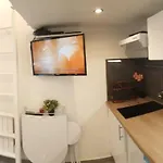Studio Cosy Avec Mezzanine דירה