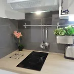 Studio Cosy Avec Mezzanine דירה פריז