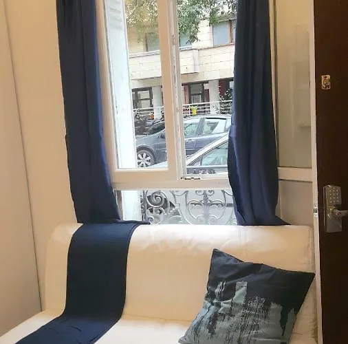 أميزينغ استوديو نيير بليس غامبيتا شقة *