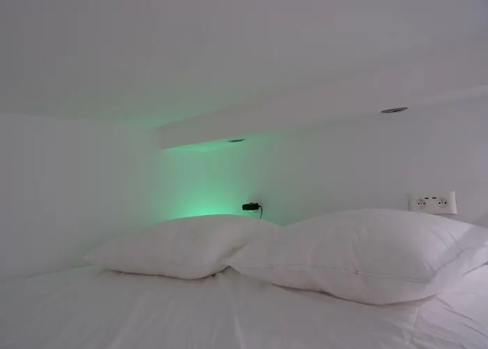 Studio Cosy Avec Mezzanine Appartement Parijs